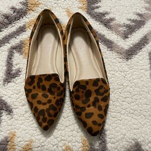 Leopard ballet flats